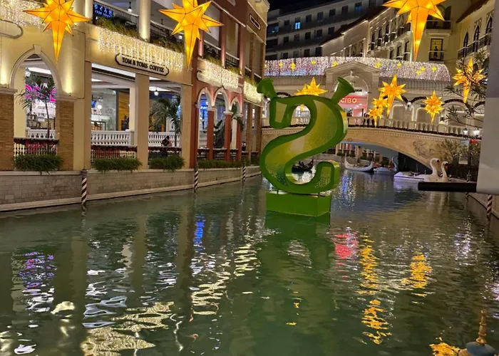 Venice Luxury Residences Emanuele Manila